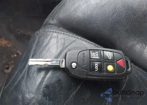 2007 Volvo Xc90 V8 z USA, uszkodzony, nr VIN YV4CZ852671376683